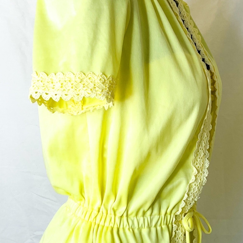Retro Vintage Elegant Butter Yellow Lace Trim Dress Set - Picture 5 of 16